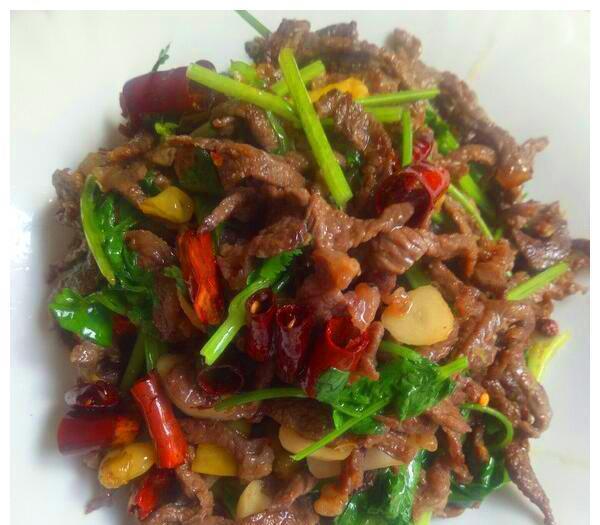 吃了胃口大开的几道家常菜，道道堪称米饭杀手，学会可以摆摊了