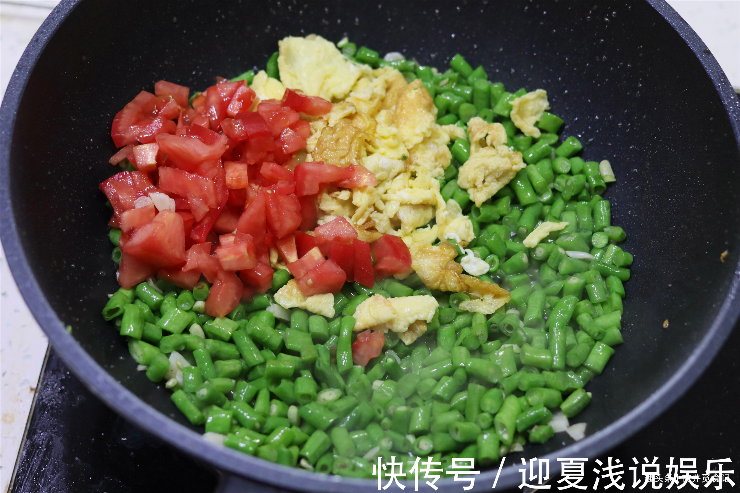 夏天|一把豆角俩鸡蛋,奶奶教的老式炒豆角方法,每年夏天吃不够,真香