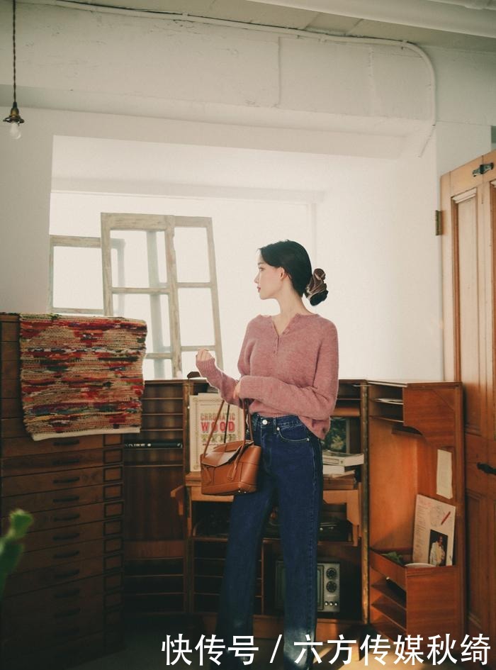 时尚|韩风短款羽绒服+毛衫的时尚搭