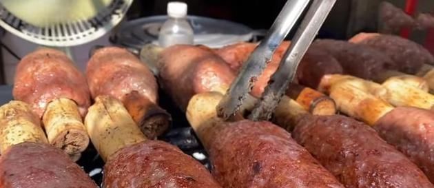 甩卖|大妈甩卖“大棒肉”,12元一个,每天只卖50个,顾客抢都抢不到