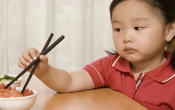 孩子|孩子脾虚积食会发出“暗号”，出现“2青2臭”，家长们要留意了！