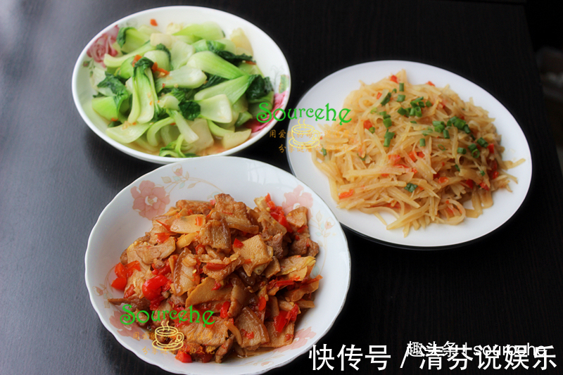 两单身闺蜜自己做晚餐，周一到周日7天不重样，你喜欢周几的