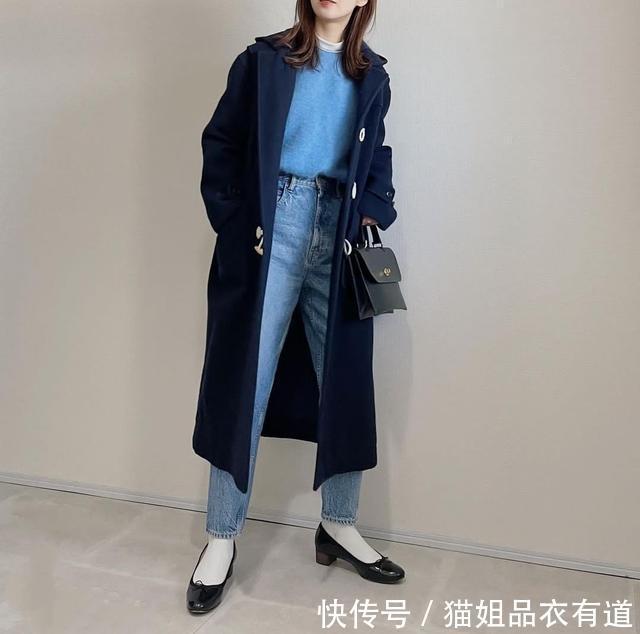 大衣配针织衫虽然经典,但前提是选对裤装,这3种日本博主抢着穿