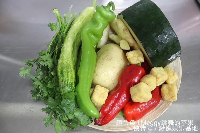 夏天|夏天没胃口跟我做家庭版麻辣香锅,饭菜一大锅,解馋过瘾不费事