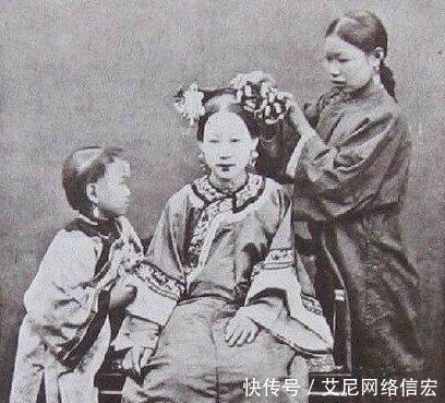 男人|晚清名臣李鸿章罕见老照片：儿媳妇真漂亮，女儿嫁给了一个老男人