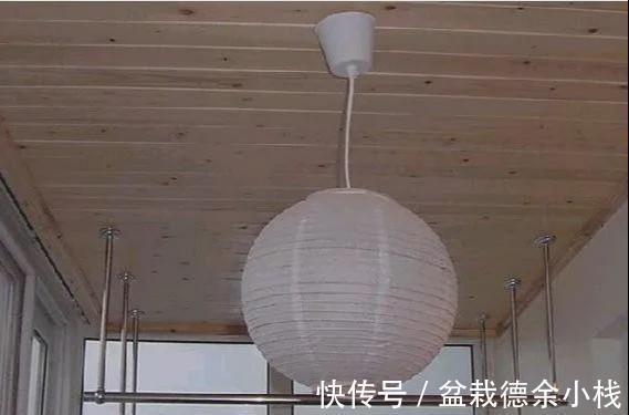 阳台|越来越多人阳台这样装晾衣杆!不在中间在一边!入住才知有多实用
