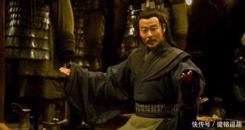 鸿门宴|鸿门宴,范增为何要项庄舞剑,不埋伏刀斧手杀刘邦?苏轼说出原因