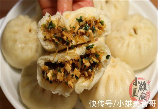 这个馅的包子,相信很多人都没吃过,好吃又简单,比包子铺都鲜