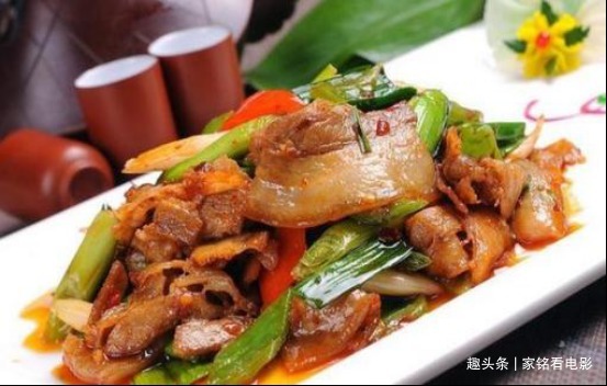 叉烧醤|美食推荐叉烧排骨、洋葱回锅肉、泥鳅焖荷包蛋、韭菜苔炒猪肉