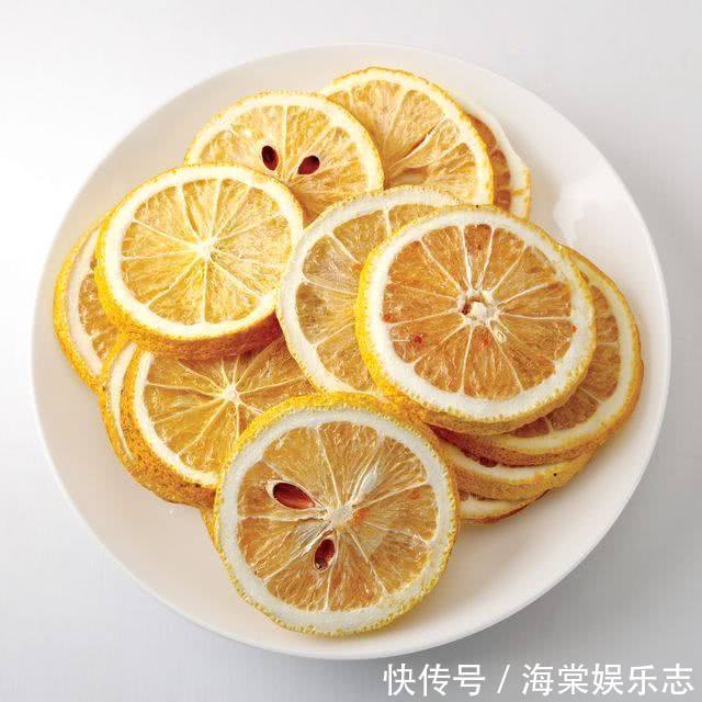 喝水|女人喝水时加以下几种食物,能有效的美容养颜,早点知