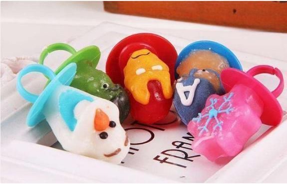 小学生|5种小学生的“土豪零食”,图1大学生也爱吃,吃过4种就是王者