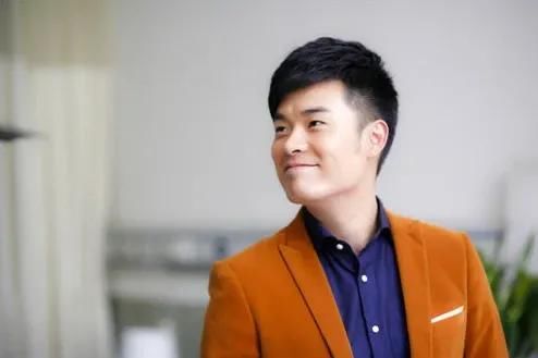 是陈凯歌还不算什么,妈妈才是真的家喻户晓