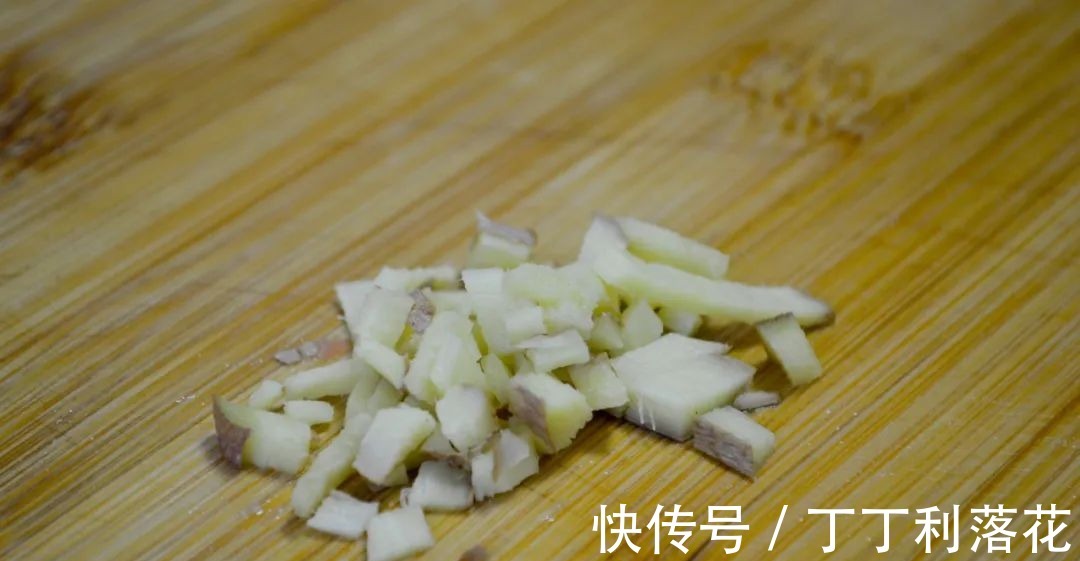 跟着我一起|玉米早餐饼简单的新做法，饱腹抗饿好吃不发胖，减脂塑身就吃！