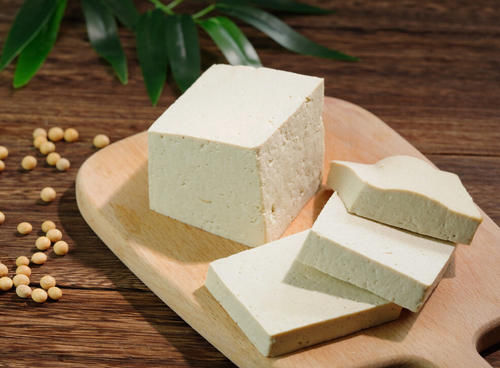 吃虾皮能补钙吗？错！营养师：真正补钙的是这5种食物，早知为好
