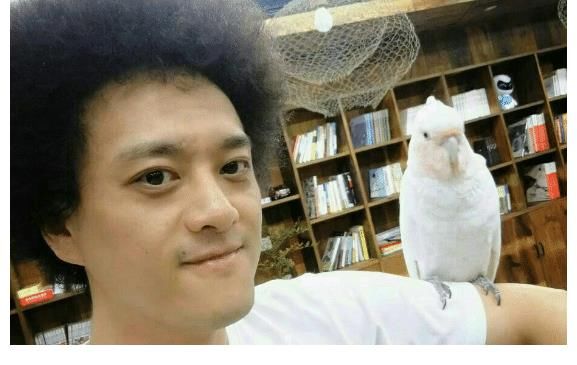 病魔|46岁女星抗癌崩溃!全身无力呼吸困难像行尸走肉,为保命将切子宫