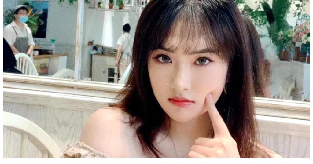 周也|《中餐厅》周也用十级美颜拍照,比原相机还精致,姚安娜却不适合