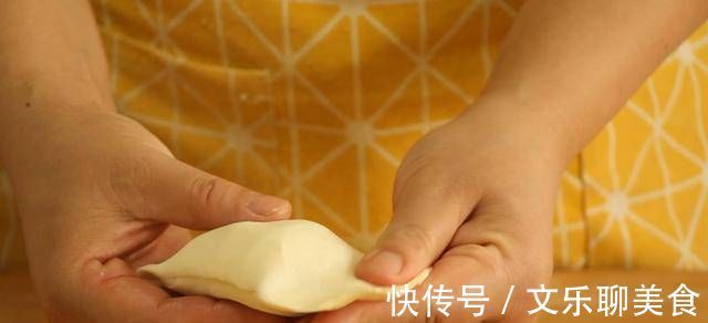 不用烤箱，只需牛奶和面粉，在家也能吃到酥到掉渣的火烧了