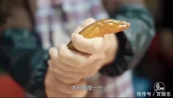 60岁大爷仅靠自创的一碗面，引来了好多喜欢吃的食客