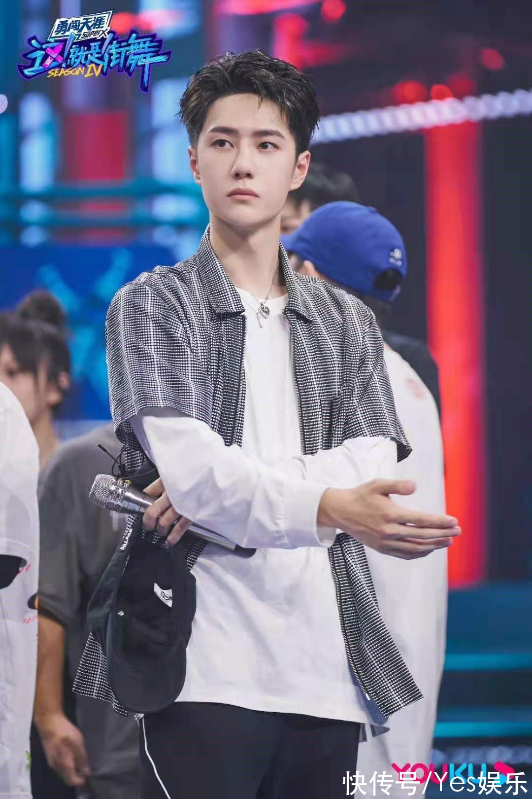 王一博|《这!就是街舞》第四季迎首场复赛:韩庚刘宪华坐镇关键局,王一博张艺兴强力横扫Battle场