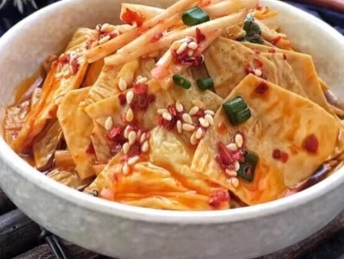 教你几道非常美味的凉菜做法，有时间可以试试，家人吃了拍手叫好