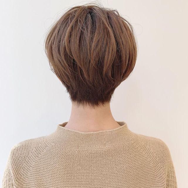 短发无论怎么剪，也要试试这15款，利落蓬松很时尚