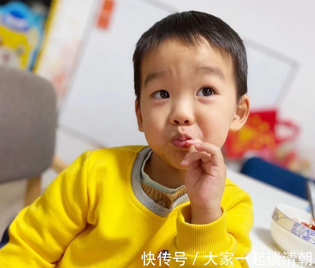 幼儿园老师|幼儿园老师温馨提示这样穿衣，让孩子不冷不热不生病