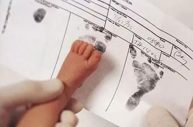 身份证|宝宝出生后医院为啥要留脚印?大夫可能不会说,但你一定要弄明白