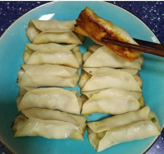 它比饺子还好吃!又香又酥超简单