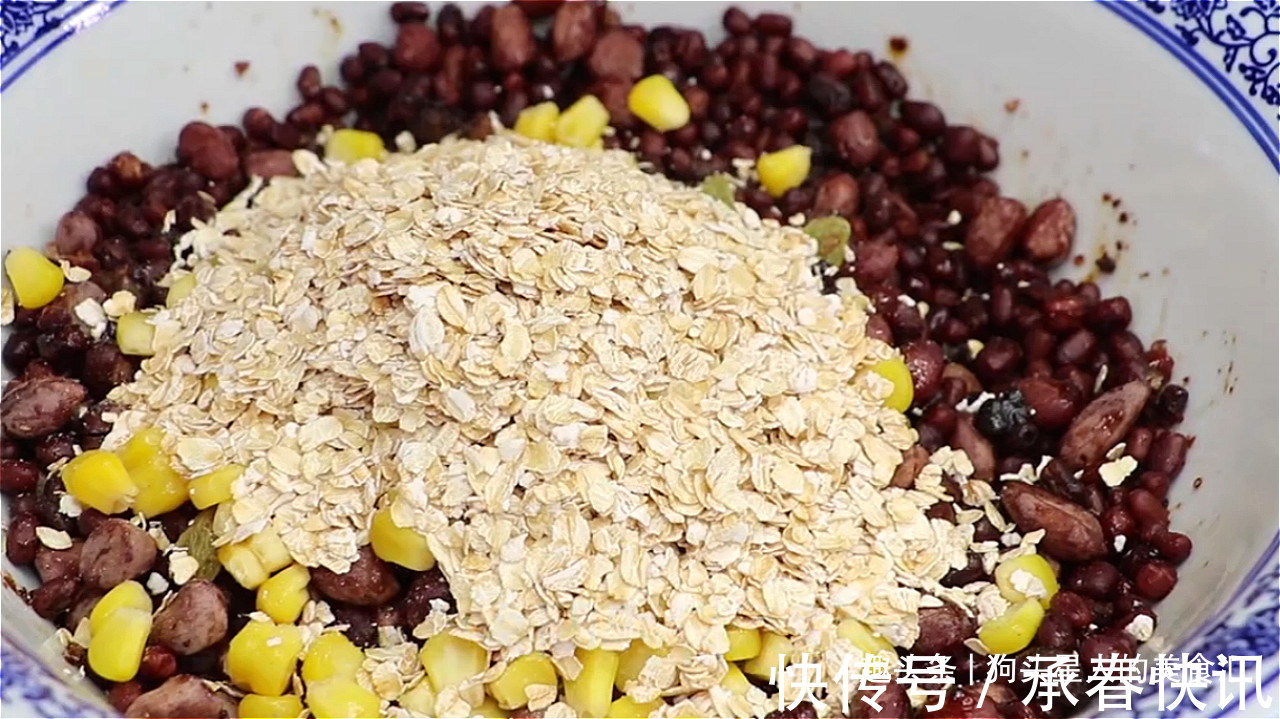 水晶|红豆不要炒豆沙了,教你一道水晶杂粮包,软糯香甜,好吃不胖