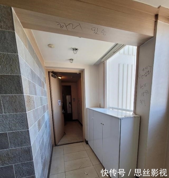 玄关|159㎡改造后和入住8年的对比，看得人神清气爽，这比新房都抢手了