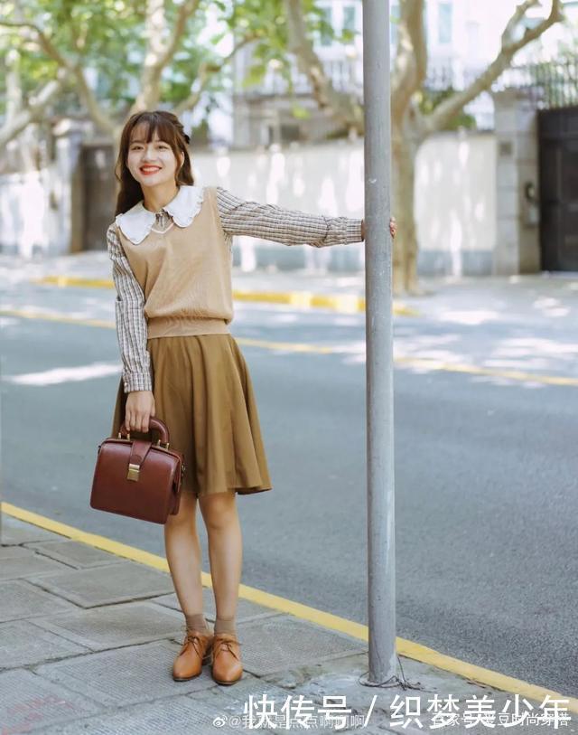 气质|今冬别穿一身黑了!小个子这样穿才气质高级