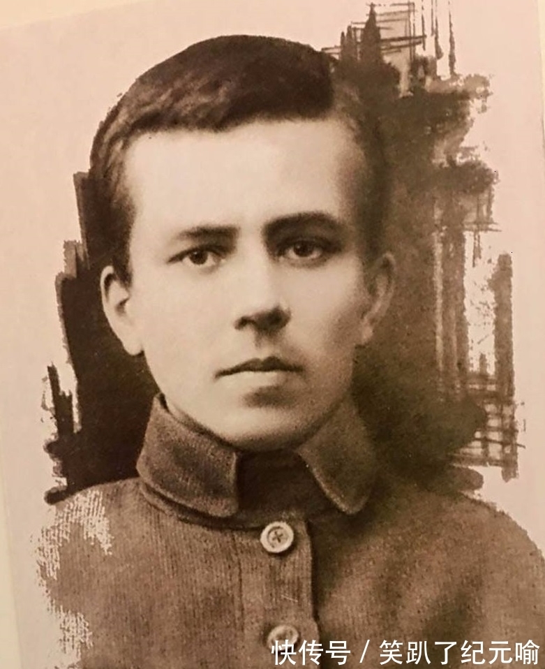 保尔·柯察金!敬仰!奥斯特洛夫斯基十句格言,赞叹其传奇一生,感悟其励志精神