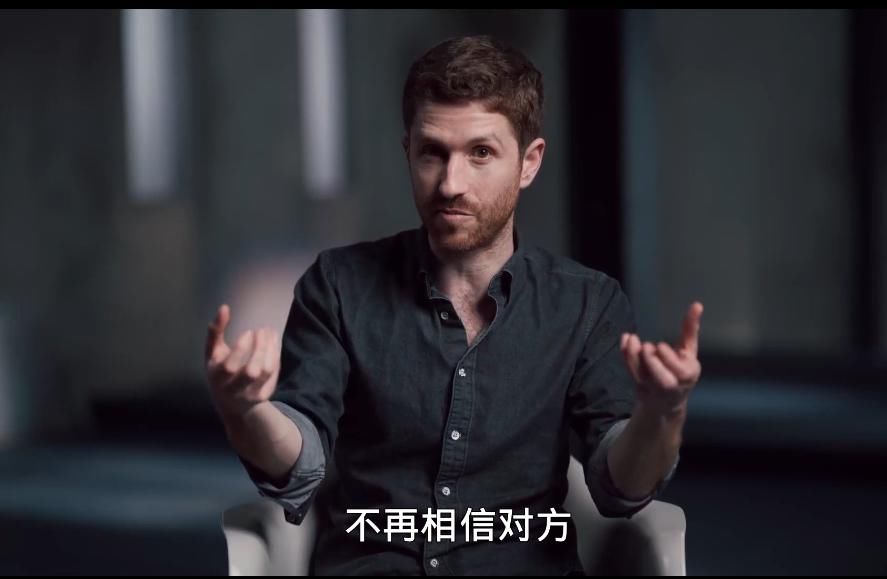 冷汗|让业内人士冒冷汗的纪录片，告诉你为什么娃会掉进手机的陷阱！