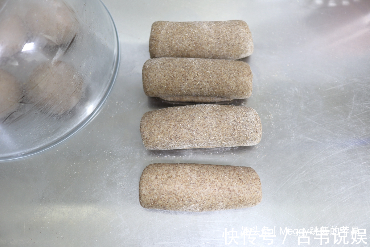 黄油|100全麦吐司和盐卷,清肠刮油升糖慢,中老年人早餐最爱