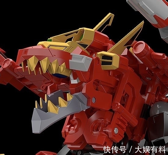 .电光机王》合体龙人模型 售价22000日元