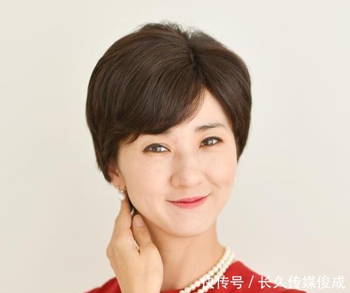 适合60岁-70岁老人短发型,简单利落显气质,更有减龄感