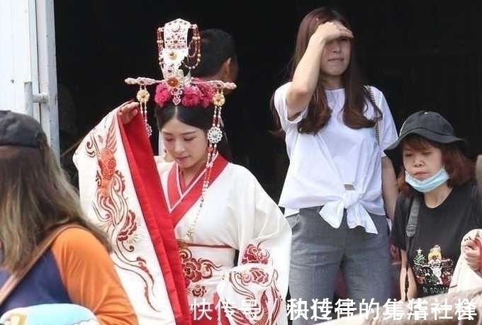 宽袖$古人袖口那么大,为何不担心东西掉出来?且看袖子里的几处机关