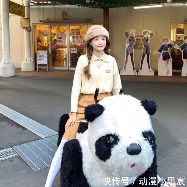 丝袜|裸色丝袜弱爆了,网上流行起“透光雪糕袜”,穿出漫画腿不是梦!