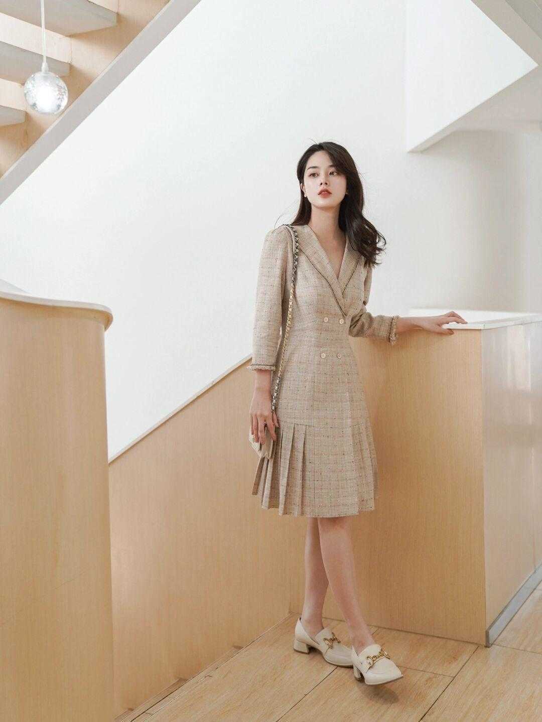 职业范 通勤连衣裙就备这几条,精致优雅又有职业范,穿上秒变“大佬”