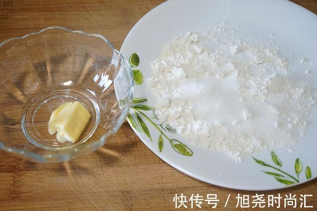 吐司|贝贝南瓜香甜软糯,做成吐司馅料好吃到爆,这食谱已被千人收藏了