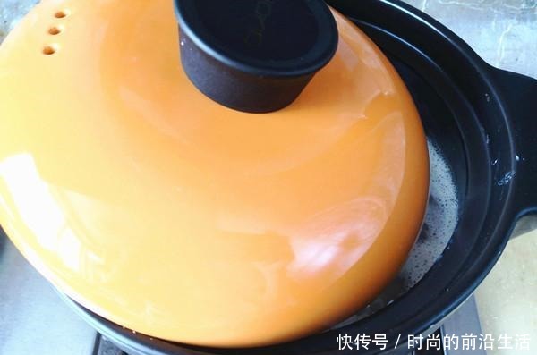  嘴巴|它和红豆一起煮，皱纹消失了，嘴巴不臭了，头发也变得乌黑亮丽！