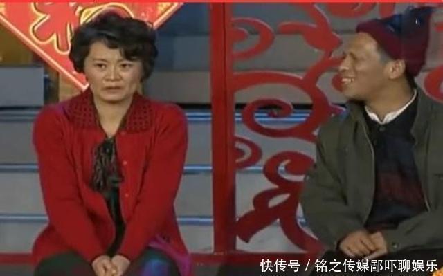 第一次上春晚紧张到忘词,随口瞎编一句,却成了经典,流行至今