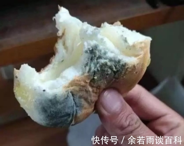 烧烤|朋友去的健身房，楼下就是烧烤摊，后来才知道老板竟是同一个人