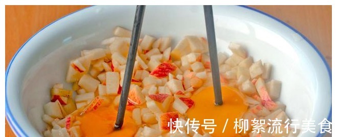 苹果|6款水果的创意吃法，生吃熟吃都有，奇妙搭配，营养翻倍，太香了！
