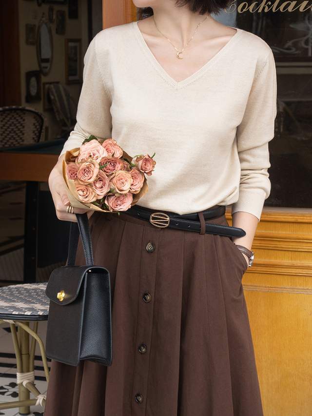 半身裙|秋季,针织衫怎么穿才高级?搭配半身裙或牛仔裤优雅洋气,超好看