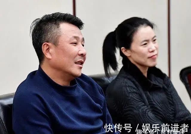 澡堂|王楠从澡堂出来,郭斌对刘国梁说:这是王楠吗?咋跟电视里不一样