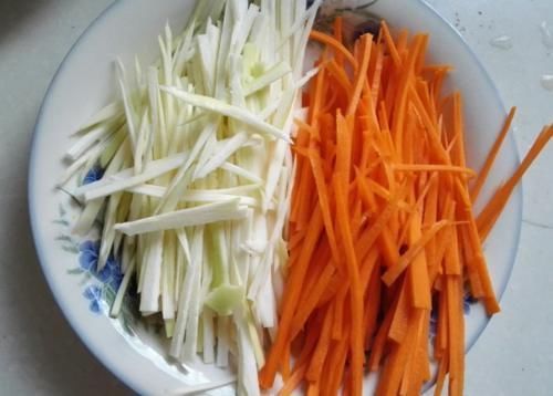 真正的“护眼菜”就是它,隔三差五吃,改善视力,双眼明亮了