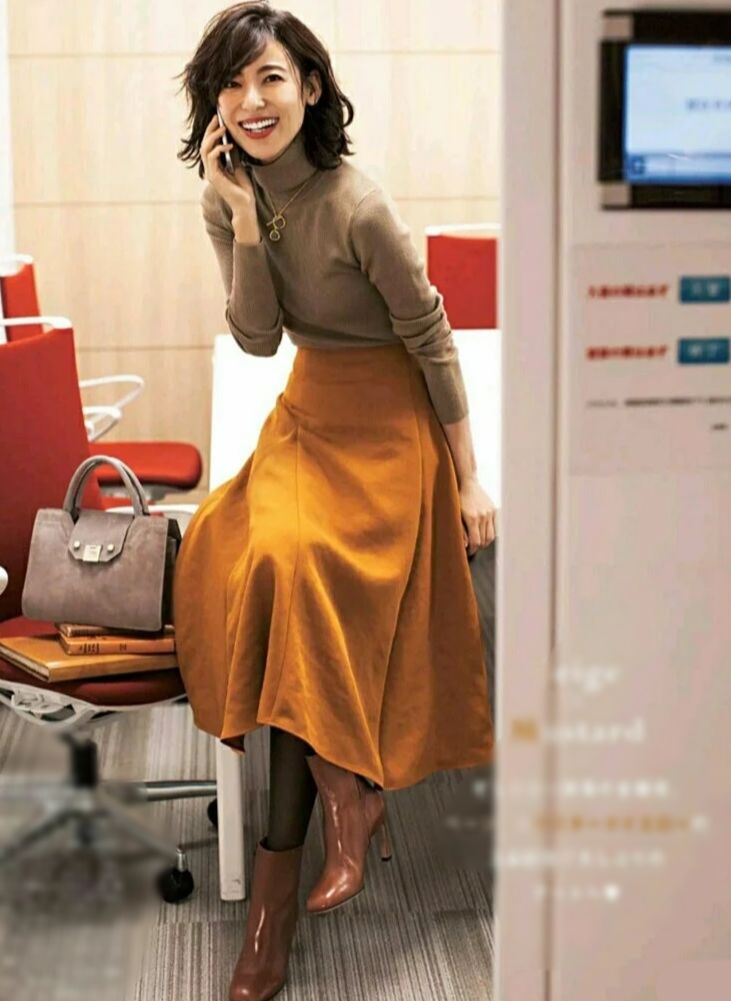 比黑白灰华丽、比米色时尚，日杂常用的四种彩色系，怎么穿都惊艳