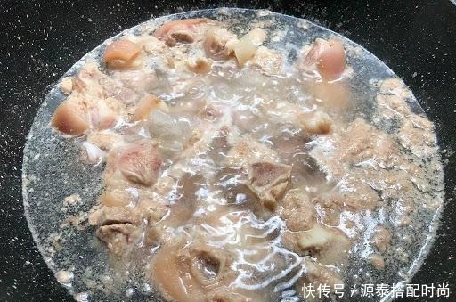 记牢|无论什么肉,越焯水越脏30年老厨师记牢2点,脏东西自个出来