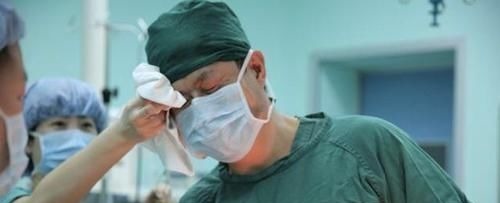 小金|很多医院让男医生接生,不会引起产妇反感吗?不妨听听医生的解释